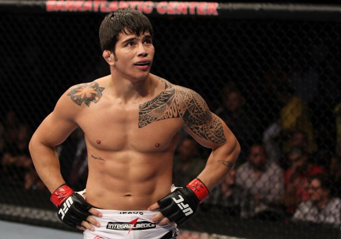 UFC on FX: Silva v Brenneman