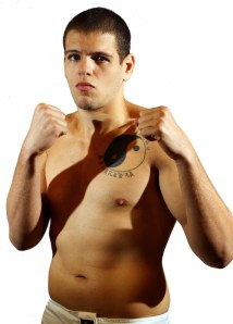 RobertoAmorimCORVO_fight