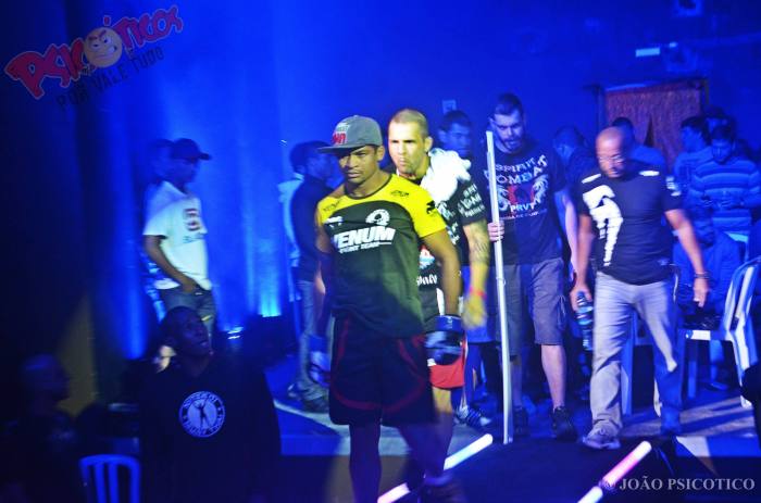 1074920_360247570769119_1911754005_o