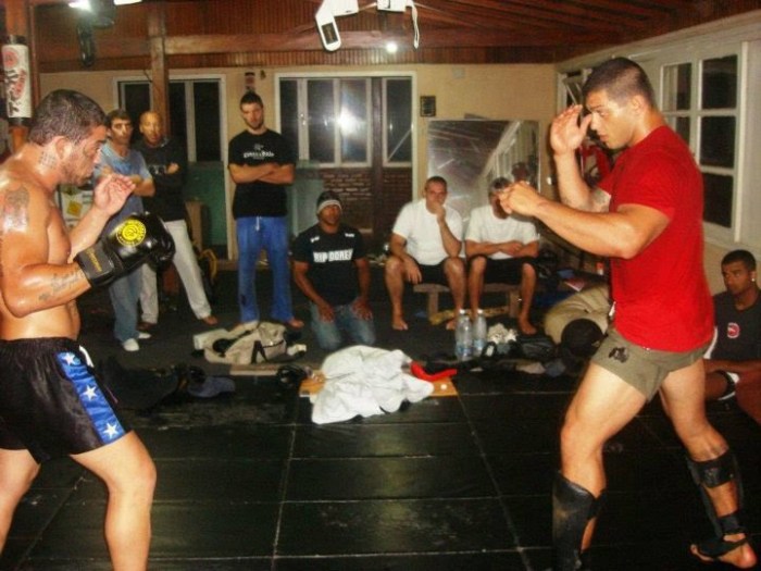 Paulo Filho esta fazendo seus treinamentos junto de seu amigo de BTT e Pride Ricardo Arona