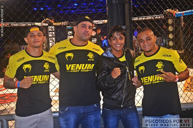 Aline Serio e equipe