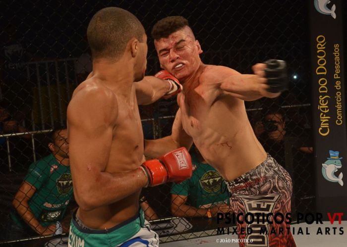 Felipe Jones deu hun show de trocação