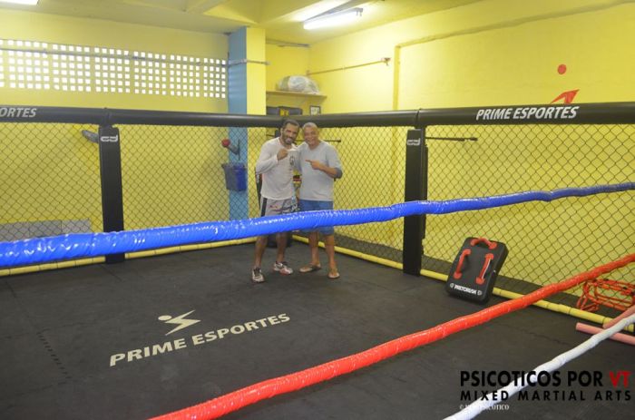 Claudio Coelho junto de Giovanni Diniz atleta que afia seu boxe e também treina no novo espaço