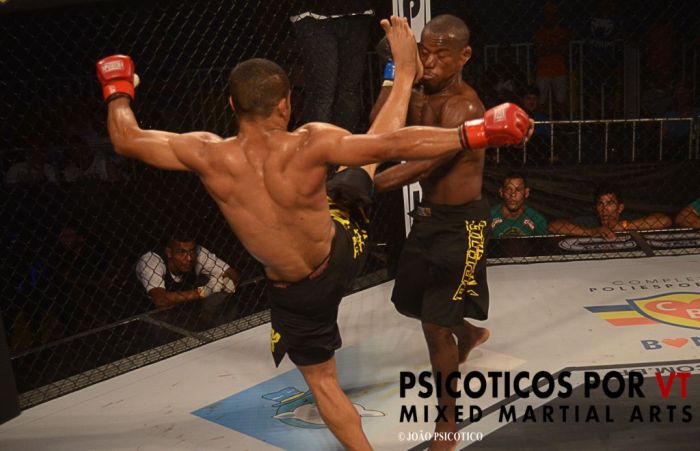 o jovem Douglas Ribeiro apesar de ser pouco conhecido do publico fez uma dura luta contra dadozinho.