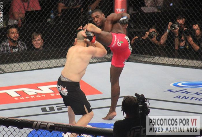 Phill Daves fechou com o Bellator MMA 