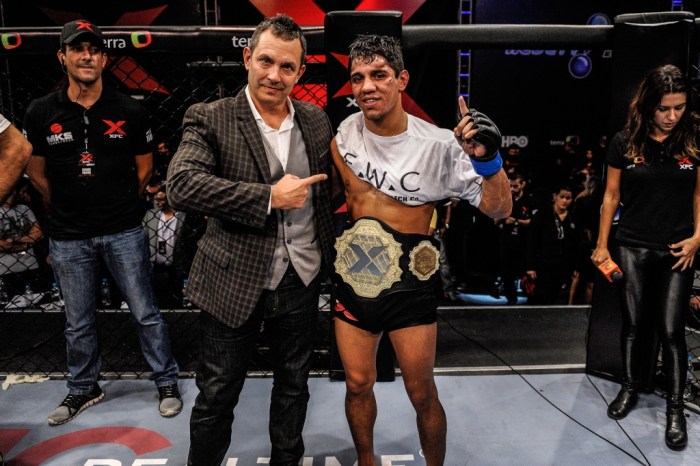 O brasiliense, tido como azarão, calou o público presente no ginásio/ Foto:Wayne Camargo