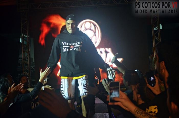Benito Tavares terá pela frente no Shooto o ex.UFC Ronys Torres