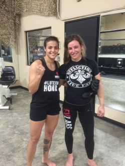 Poliana está realizando período de treinos nos Estados Unidos com Miesha Tate