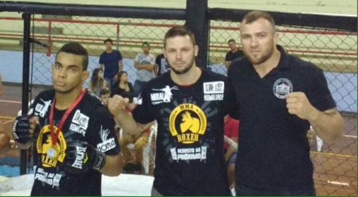 Giovani Costa, André duarte e Dirlei Mão de Pedra Foto: Torres Fight/Divulgação