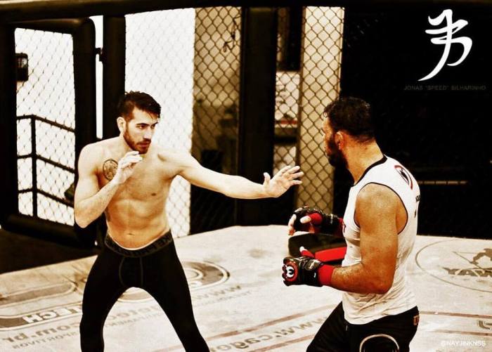 Jonas e Minotouro - Foto: Nayara Jinknss