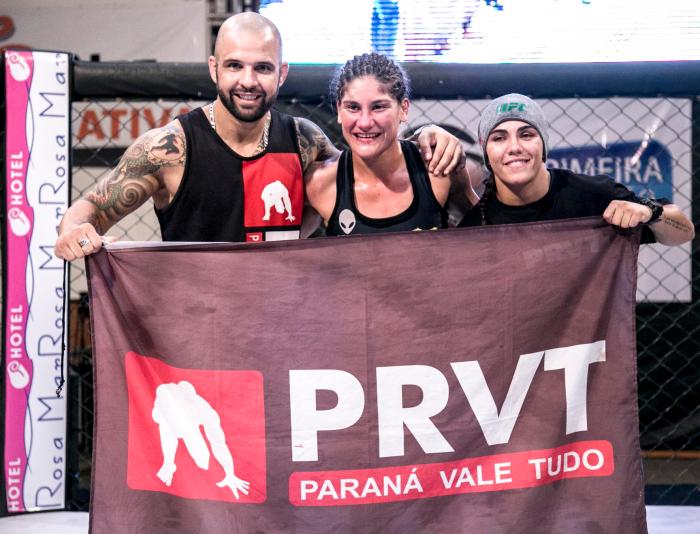 Elder Lara, Pricila Cachoeira e Jessica Andrade - Foto: Renato Nogueira