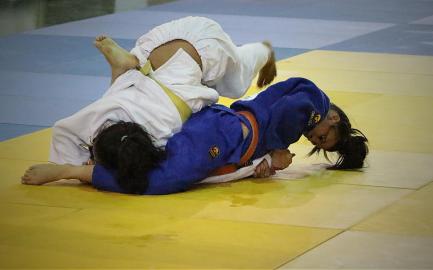 Judô - Thalia Naihara - campeã do Sub-18 e Sub-21 - foto 3 - by Emanuel Mendes Siqueira